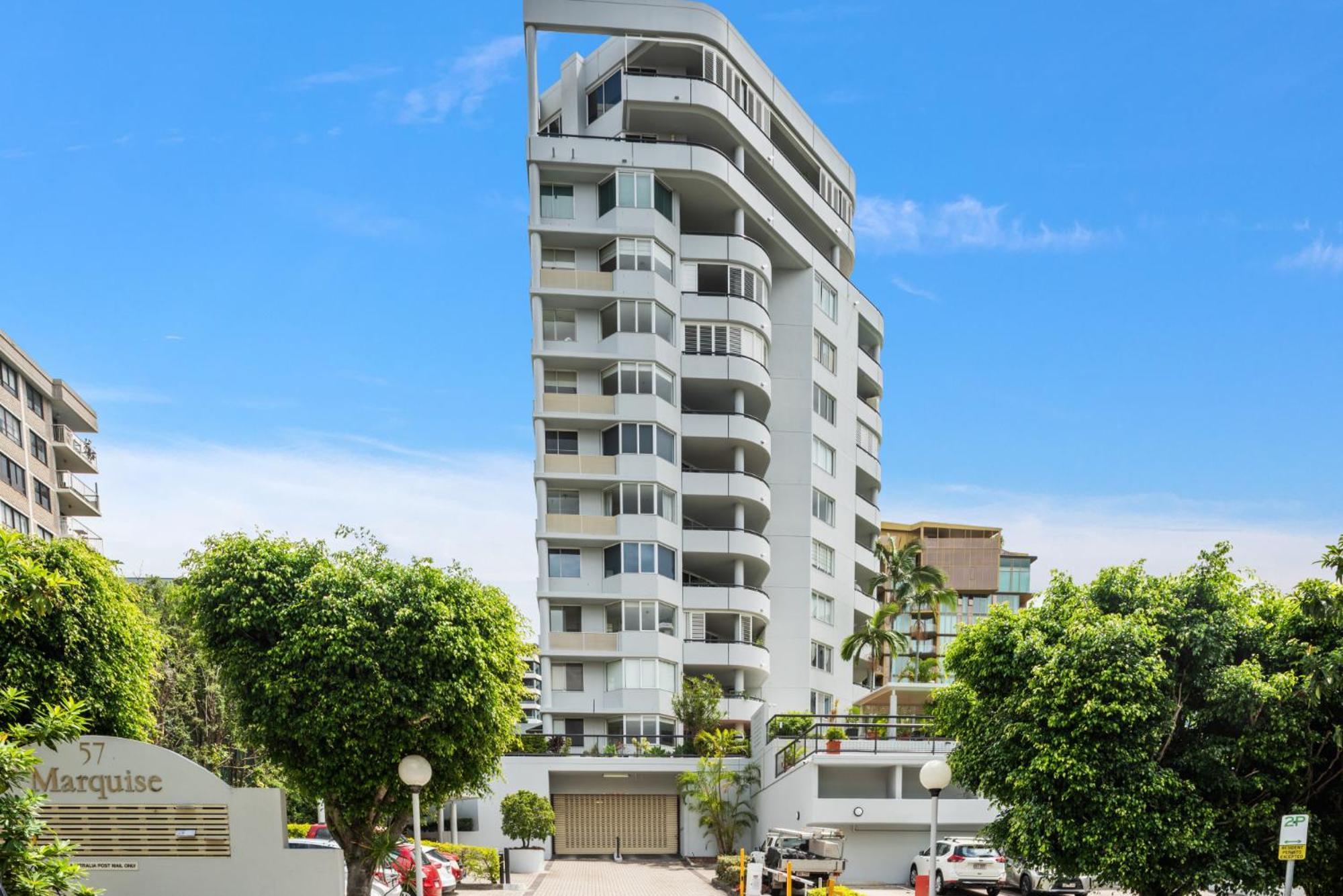 Апартаменты Lavish 3-Bed With Wraparound Balcony And Pool Брисбен Экстерьер фото